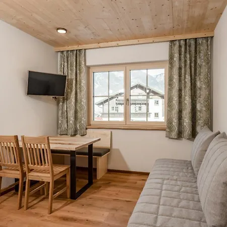 Salzkristall - * Haus im Ennstal