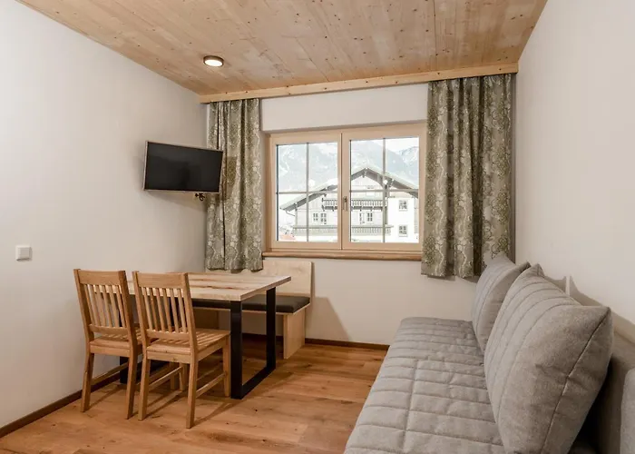 Salzkristall - * 恩斯塔尔豪斯