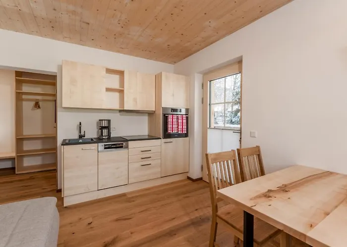 Salzkristall - Haus im Ennstal